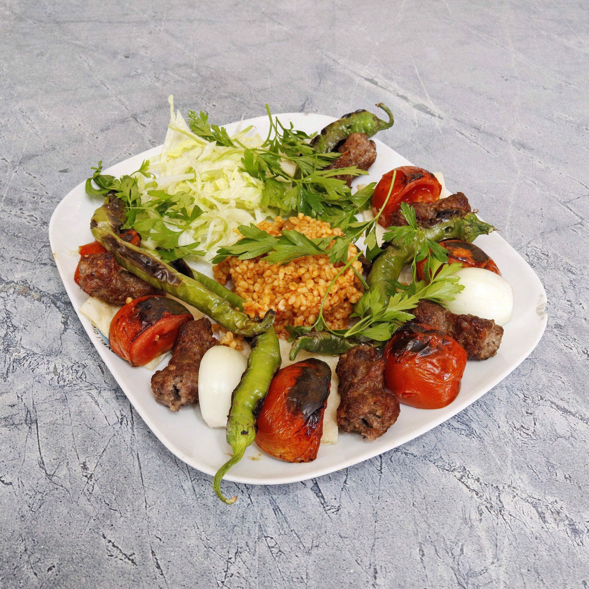 Domatesli Kebap